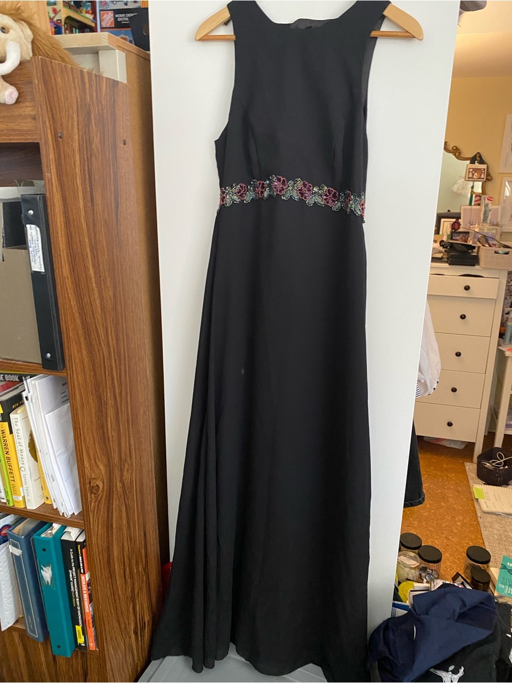 🍋Black Embroidered Waist Sleeveless Evening Dress